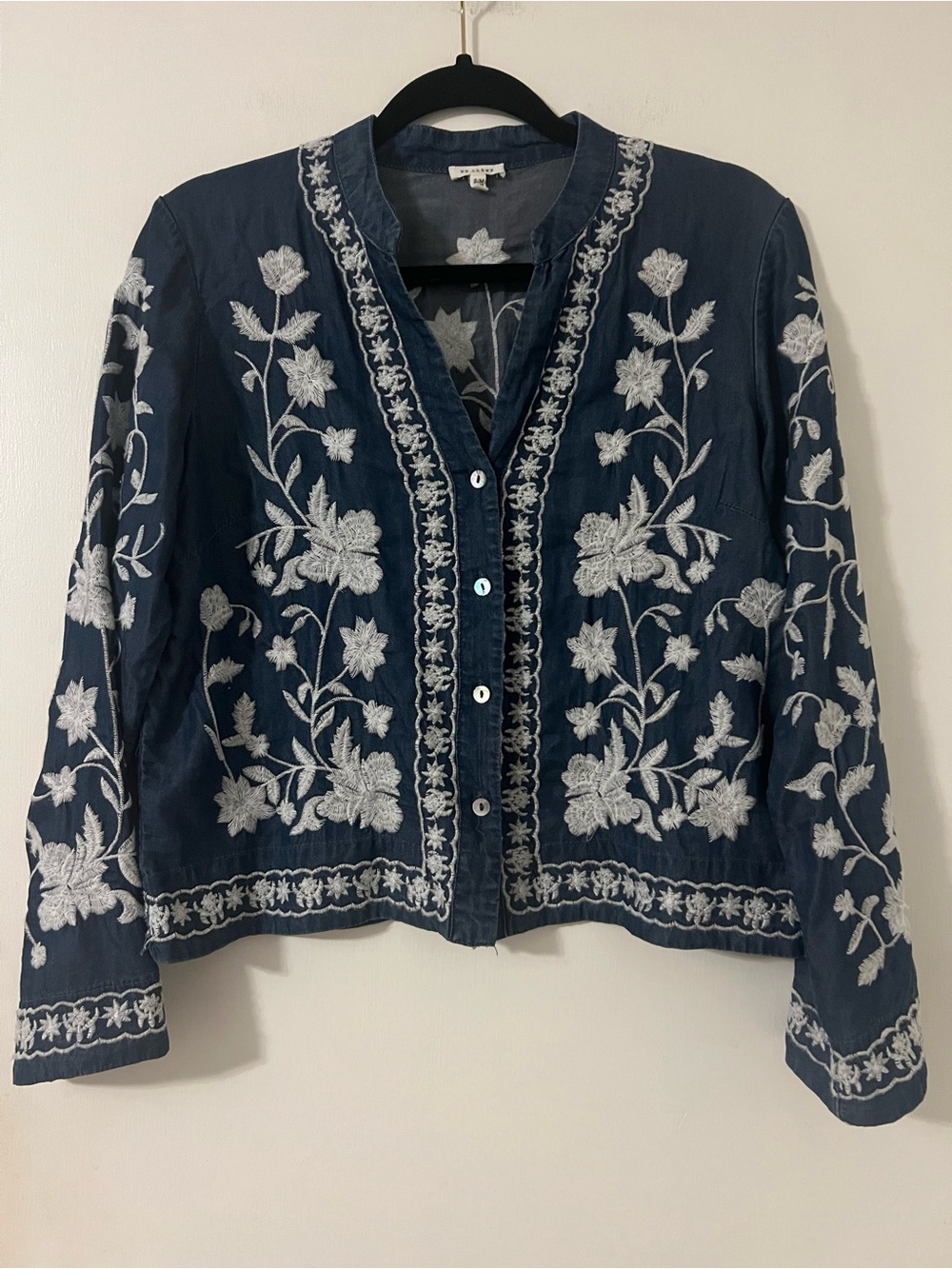 En Creme Embroidered Navy Button-Front Jacket - Classic Floral size S/M